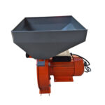Moara electrica , pentru cereale si stiuleti motor 3,9 kw , Cuva Mare, 100% cupru, 3000 rpm, 325 kg/h, 4 site , 20 ciocanele Domadi