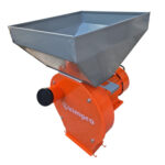 Moara electrica , pentru cereale si stiuleti motor 3,9 kw , Cuva Mare, 100% cupru, 3000 rpm, 325 kg/h, 4 site , 20 ciocanele Domadi